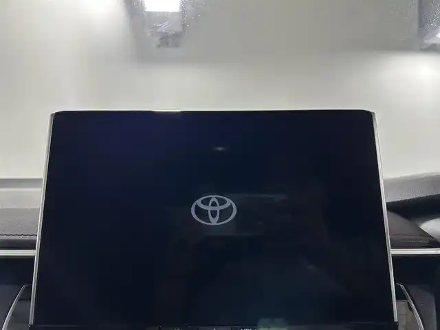 トヨタ カローラ スポーツ ハイブリッドG Z 佐賀県 2022(令4)年 4.3万km プラチナホワイトパールマイカ 純正10.5インチディスプレイオーディオ/トヨタコネクティッドナビ対応/フルセグTV/Bluetooth/Androidauto/AppleCarplay/バックカメラ/衝突被害軽減システム/ブラインドスポットモニター/レーダクルーズコントロール/レーンアシスト/パーキングサポートブレーキ/ロードサインアシスト/オートライト/オートマチックハイビーム/LEDヘッドライト/LEDフォグライト/純正前後ドライブレコーダー/ビルトイン「ETC2.0/電子パーキング/ブレーキホールド/運転席・助手席シートヒーター/ISOFIX対応/純正18インチアルミホイール/純正フロアマット/スマートキー/プッシュスタート/ドアバイザー