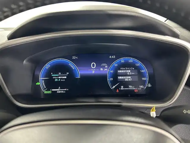 トヨタ カローラ スポーツ ハイブリッドG Z 佐賀県 2022(令4)年 4.3万km プラチナホワイトパールマイカ 純正10.5インチディスプレイオーディオ/トヨタコネクティッドナビ対応/フルセグTV/Bluetooth/Androidauto/AppleCarplay/バックカメラ/衝突被害軽減システム/ブラインドスポットモニター/レーダクルーズコントロール/レーンアシスト/パーキングサポートブレーキ/ロードサインアシスト/オートライト/オートマチックハイビーム/LEDヘッドライト/LEDフォグライト/純正前後ドライブレコーダー/ビルトイン「ETC2.0/電子パーキング/ブレーキホールド/運転席・助手席シートヒーター/ISOFIX対応/純正18インチアルミホイール/純正フロアマット/スマートキー/プッシュスタート/ドアバイザー