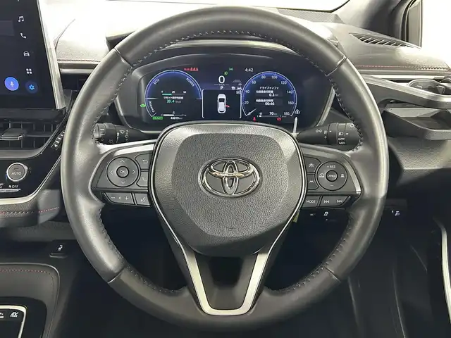 トヨタ カローラ スポーツ ハイブリッドG Z 佐賀県 2022(令4)年 4.3万km プラチナホワイトパールマイカ 純正10.5インチディスプレイオーディオ/トヨタコネクティッドナビ対応/フルセグTV/Bluetooth/Androidauto/AppleCarplay/バックカメラ/衝突被害軽減システム/ブラインドスポットモニター/レーダクルーズコントロール/レーンアシスト/パーキングサポートブレーキ/ロードサインアシスト/オートライト/オートマチックハイビーム/LEDヘッドライト/LEDフォグライト/純正前後ドライブレコーダー/ビルトイン「ETC2.0/電子パーキング/ブレーキホールド/運転席・助手席シートヒーター/ISOFIX対応/純正18インチアルミホイール/純正フロアマット/スマートキー/プッシュスタート/ドアバイザー