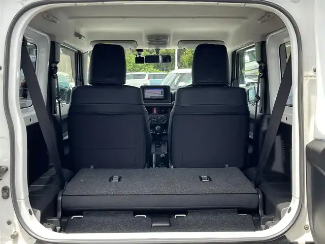 スズキ ジムニー XG 奈良県 2020(令2)年 4.4万km スペリアホワイト 4WD/社外ナビ(ワンセグTV/CD/DVD/AM・FM/BT)/前方ドラレコ/GIGEAR3インチリフトアップKIT(body lift)/GIGEARオーバーフェンダー/GIGEARブラックレザーシートカバー/グリルガードブルバー/リアラダー/オフロードルーフラック/ディフェンダーグリル/3インチサイドステップ/背面タイヤハードカバー/LEDヘッドライト/LEDフォグランプ/METAL　ROCK16インチビートリングホイール/社外フロアマット/リモコンキー