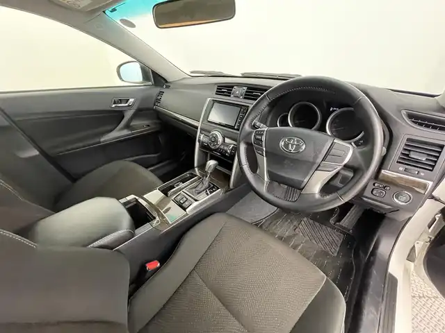 トヨタ マークＸ 250G Four 道央・札幌 2016(平28)年 2.8万km ホワイトパールクリスタルシャイン ・4WD/・寒冷地仕様/・社外ナビ/・フルセグ/BT/CD/DVD/・バックカメラ/・パワーシート/・プッシュスタート/・スマートキー/・オートエアコン/・オートライト/・横滑り防止装置/・ミラーヒーター