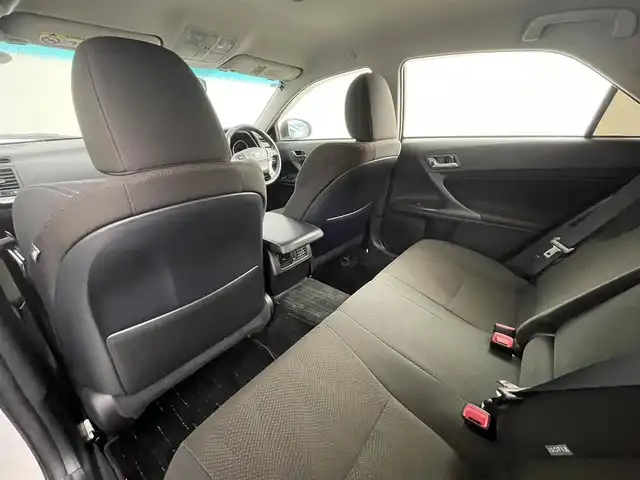 トヨタ マークＸ 250G Four 道央・札幌 2016(平28)年 2.8万km ホワイトパールクリスタルシャイン ・4WD/・寒冷地仕様/・社外ナビ/・フルセグ/BT/CD/DVD/・バックカメラ/・パワーシート/・プッシュスタート/・スマートキー/・オートエアコン/・オートライト/・横滑り防止装置/・ミラーヒーター