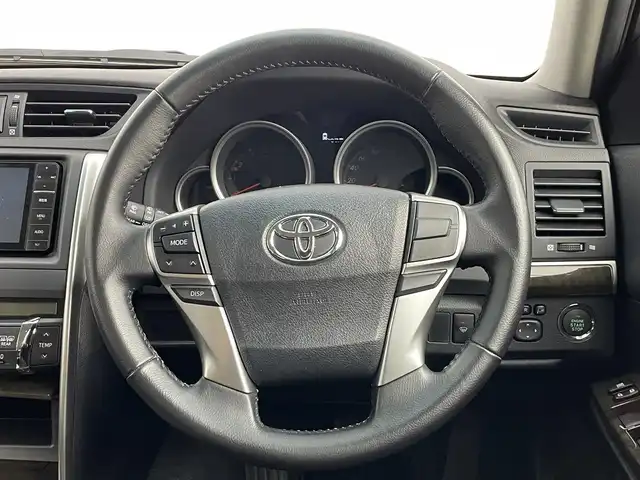 トヨタ マークＸ 250G Four 道央・札幌 2016(平28)年 2.8万km ホワイトパールクリスタルシャイン ・4WD/・寒冷地仕様/・社外ナビ/・フルセグ/BT/CD/DVD/・バックカメラ/・パワーシート/・プッシュスタート/・スマートキー/・オートエアコン/・オートライト/・横滑り防止装置/・ミラーヒーター