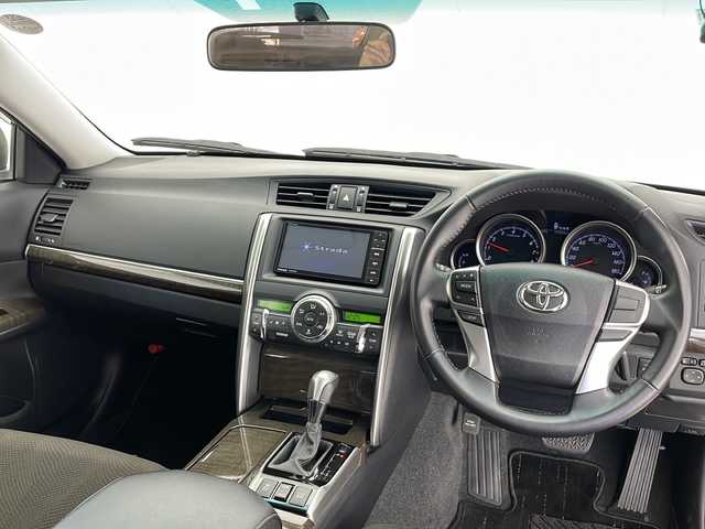 トヨタ マークＸ 250G Four 長野県 2016(平28)年 2.8万km ホワイトパールクリスタルシャイン 4WD/社外ナビ/フルセグTV/バックカメラ/DVD再生機能有り/MTモード付AT/横滑り防止装置/D席パワーシート/電動リアゲート/ドアバイザー/純正フロアマット/純正夏タイヤ/カーテンエアバック/オートライト/フォグランプ/LEDヘッドライト/スマートキー/スペアキー1本/ドアバイザー