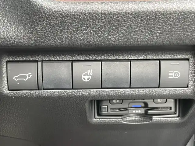 トヨタ ＲＡＶ４ G Zパッケージ 滋賀県 2020(令2)年 2.8万km グレーメタリック 禁煙車/社外９型ナビ（ＣＤ／Ｂｌｕｅｔｏｏｔｈ／フルセグ／ＵＳＢ／ＳＤ）/トヨタセーフティセンス/前ドラレコ/デジタルインナーミラー/合皮レザーシート/シートヒーター/ステアリングヒーター/パワーバックドア/運転席パワーシート/LEDヘッドライト/ＥＴＣ/前後コーナーセンサー