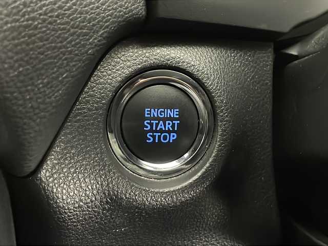 トヨタ ＲＡＶ４ G Zパッケージ 長野県 2020(令2)年 2.8万km グレーメタリック 4WD/社外ナビ/フルセグTV/スBluetooth/バックカメラ/ドライブレコーダー（前方のみ）/デジタルインナーミラー/レザーシート/シートヒーター/ステアリングヒーター/電動リアゲート/D席メモリ付きパワーシート/LEDヘッドライト/ビルトインＥＴＣ/前後コーナーセンサー/レーンキープアシスト/クルーズコントロール（追従あり）/横滑り防止装置/衝突軽減被害システム/純正19インチアルミ夏タイヤ/純正フロアマット/スマートキー/ドアバイザー