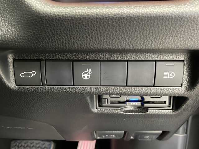 トヨタ ＲＡＶ４ G Zパッケージ 長野県 2020(令2)年 2.8万km グレーメタリック 4WD/社外ナビ/フルセグTV/スBluetooth/バックカメラ/ドライブレコーダー（前方のみ）/デジタルインナーミラー/レザーシート/シートヒーター/ステアリングヒーター/電動リアゲート/D席メモリ付きパワーシート/LEDヘッドライト/ビルトインＥＴＣ/前後コーナーセンサー/レーンキープアシスト/クルーズコントロール（追従あり）/横滑り防止装置/衝突軽減被害システム/純正19インチアルミ夏タイヤ/純正フロアマット/スマートキー/ドアバイザー