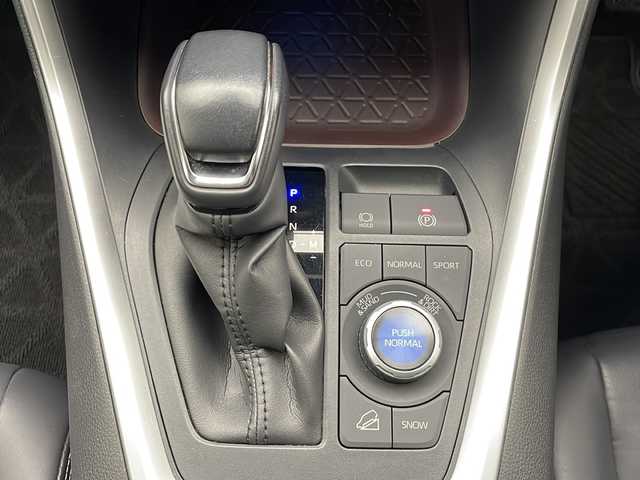 トヨタ ＲＡＶ４ G Zパッケージ 長野県 2020(令2)年 2.8万km グレーメタリック 4WD/社外ナビ/フルセグTV/スBluetooth/バックカメラ/ドライブレコーダー（前方のみ）/デジタルインナーミラー/レザーシート/シートヒーター/ステアリングヒーター/電動リアゲート/D席メモリ付きパワーシート/LEDヘッドライト/ビルトインＥＴＣ/前後コーナーセンサー/レーンキープアシスト/クルーズコントロール（追従あり）/横滑り防止装置/衝突軽減被害システム/純正19インチアルミ夏タイヤ/純正フロアマット/スマートキー/ドアバイザー