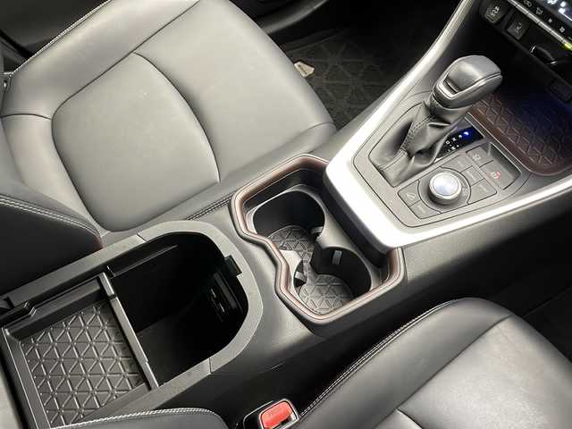 トヨタ ＲＡＶ４ G Zパッケージ 長野県 2020(令2)年 2.8万km グレーメタリック 4WD/社外ナビ/フルセグTV/スBluetooth/バックカメラ/ドライブレコーダー（前方のみ）/デジタルインナーミラー/レザーシート/シートヒーター/ステアリングヒーター/電動リアゲート/D席メモリ付きパワーシート/LEDヘッドライト/ビルトインＥＴＣ/前後コーナーセンサー/レーンキープアシスト/クルーズコントロール（追従あり）/横滑り防止装置/衝突軽減被害システム/純正19インチアルミ夏タイヤ/純正フロアマット/スマートキー/ドアバイザー