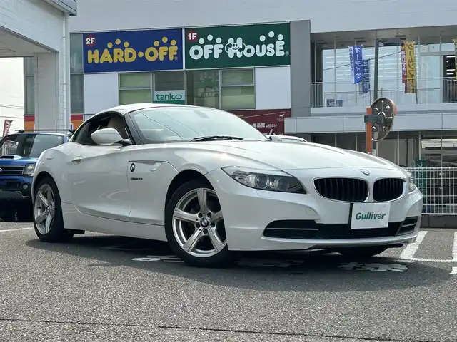 ＢＭＷ Ｚ４ sDrive20i 長崎県 2013(平25)年 8.2万km アルピンホワイトⅢ ・プッシュスタート/・純正ナビ（AM/FM/CD/DVD）/・シートヒーター（D/N）/・パドルシフト/・パーキングアシスト/・ETC/・オートライト/・ハンドルスイッチ