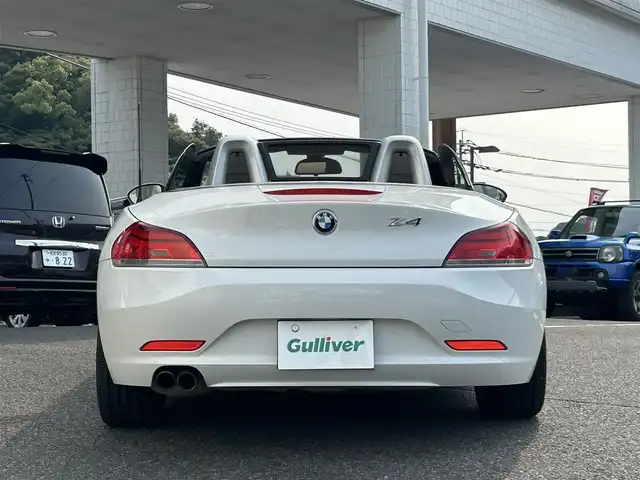 ＢＭＷ Ｚ４ sDrive20i 長崎県 2013(平25)年 8.2万km アルピンホワイトⅢ ・プッシュスタート/・純正ナビ（AM/FM/CD/DVD）/・シートヒーター（D/N）/・パドルシフト/・パーキングアシスト/・ETC/・オートライト/・ハンドルスイッチ