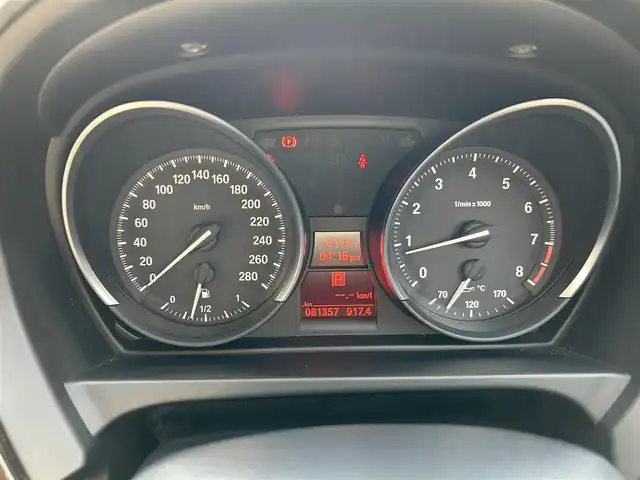 ＢＭＷ Ｚ４ sDrive20i 長崎県 2013(平25)年 8.2万km アルピンホワイトⅢ ・プッシュスタート/・純正ナビ（AM/FM/CD/DVD）/・シートヒーター（D/N）/・パドルシフト/・パーキングアシスト/・ETC/・オートライト/・ハンドルスイッチ