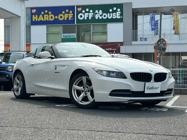 ＢＭＷ Ｚ４ sDrive20i 長崎県 2013(平25)年 8.2万km アルピンホワイトⅢ ・プッシュスタート/・純正ナビ（AM/FM/CD/DVD）/・シートヒーター（D/N）/・パドルシフト/・パーキングアシスト/・ETC/・オートライト/・ハンドルスイッチ