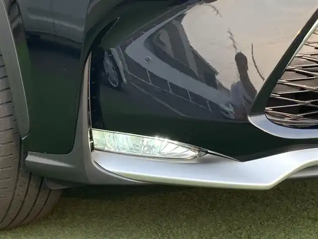 レクサス ＮＸ 300h Fスポーツ 香川県 2017(平29)年 3.2万km グラファイトブラックガラスフレーク 登録時走行距離：31294km/　CD DVD BT フルセグTV/バックカメラ/レザーシート/シートベンチレーション/パワーシート/シートメモリ/革巻きステアリング/ステアリングスイッチ/ステアリングヒーター/パワーバックドア/プリクラッシュセーフティシステム/レーダークルーズコントロール/クリアランスソナー/LEDヘッドライト/オートライト/フォグランプ/MTモード付AT/パドルシフト/アルミペダル/オートホールド機能付き電子パーキングブレーキ/ビルトインETC2.0/プッシュスタート/スマートキー