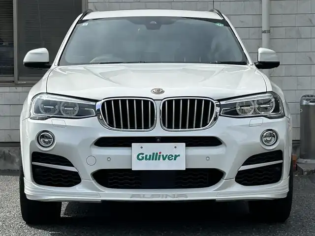 ＢＭＷアルピナ ＸＤ３ ビターボ オールラッド 福岡県 2017(平29)年 8.1万km アルピンホワイトⅢ パノラマルーフ/Harman/Kardonプレミアムサウンド/メーカーメモリナビ/　（AM/FM/CD/Bluetooth）/バックカメラ/インテリジェントセーフティシステム/・追突警告/・歩行者警告/・レーンディパーチャーウォーニング/・レーンチェンジウォーニング/ダイナミックスタビリティコントロール/ダイナミックトラクションコントロール/ヒルディセントコントロール/ダイナミックダンピングコントロール/バリアブルスポーツステアリング/サーボトロニック/クルーズコントロール/ブラインドスポットモニター/ヘッドアップディスプレイ/オートライト/オートマチックハイビーム/コーナーセンサー/純正20インチアルミホイール/ルーフレール/パワーバックドア/黒色レザーシート/パドルシフト/シートヒーター付きパワーシート（D/N）/ポジションメモリ（D席）/前後ドライブレコーダー/レーダー探知機【SUPER CAT/LS340L】/ETC/純正フロアマット/USB端子×1/保証書/取扱説明書/ナビ取扱説明書