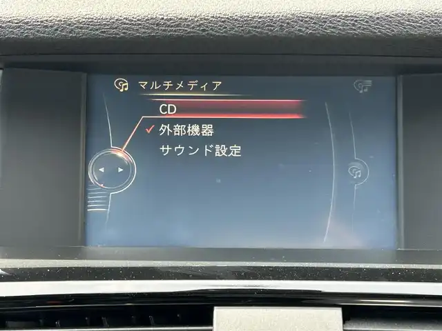 ＢＭＷアルピナ ＸＤ３ ビターボ オールラッド 福岡県 2017(平29)年 8.1万km アルピンホワイトⅢ パノラマルーフ/Harman/Kardonプレミアムサウンド/メーカーメモリナビ/　（AM/FM/CD/Bluetooth）/バックカメラ/インテリジェントセーフティシステム/・追突警告/・歩行者警告/・レーンディパーチャーウォーニング/・レーンチェンジウォーニング/ダイナミックスタビリティコントロール/ダイナミックトラクションコントロール/ヒルディセントコントロール/ダイナミックダンピングコントロール/バリアブルスポーツステアリング/サーボトロニック/クルーズコントロール/ブラインドスポットモニター/ヘッドアップディスプレイ/オートライト/オートマチックハイビーム/コーナーセンサー/純正20インチアルミホイール/ルーフレール/パワーバックドア/黒色レザーシート/パドルシフト/シートヒーター付きパワーシート（D/N）/ポジションメモリ（D席）/前後ドライブレコーダー/レーダー探知機【SUPER CAT/LS340L】/ETC/純正フロアマット/USB端子×1/保証書/取扱説明書/ナビ取扱説明書