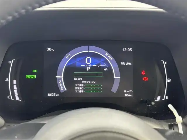 トヨタ シエンタ ハイブリッド Z 福井県 2023(令5)年 0.9万km ブラック 純正ディスプレイオーディオ/パノラミックビューモニター　/両側パワースライドドア　/スペアキー　/純正ビルトインＥＴＣ　/３列シート　/社外フロアマット　/純正アルミホイール　/ＬＥＤヘッドライト　/トヨタセーフティセンス