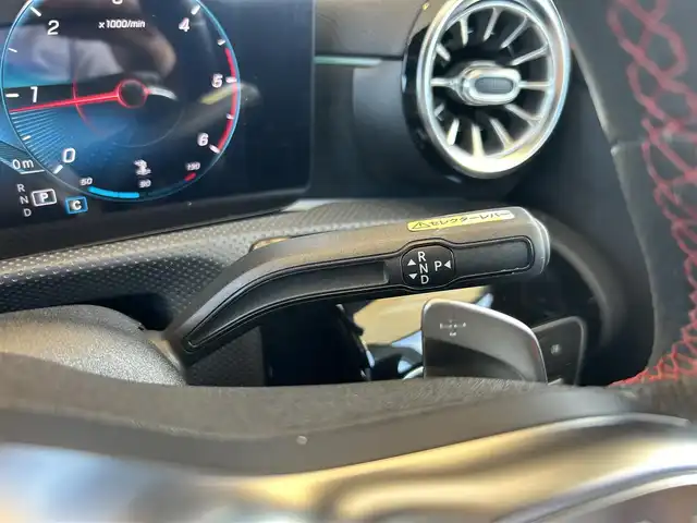 メルセデス・ベンツ ＣＬＡ２００ｄ Sブレーク AMGライン 茨城県 2020(令2)年 4.4万km デニムブルー 純正10.25型MOPナビ/フルセグTV/360度カメラ/ETC2.0/ディスタンスパイロットディストロニック/パークトロニック/レーダーセーフティパッケージ/・ブラインドスポットアシスト/・レーンキープアシスト/・PRE-SAFE/ターボ/マルチLEDヘッドライト/アダクティブハイビームプラス/ヘッドアップディスプレイ/本革巻きステアリング/パドルシフト/前席メモリー付パワーシート/前席シートヒーター/純正AMG18インチアルミホイール/アンビエントライト64色