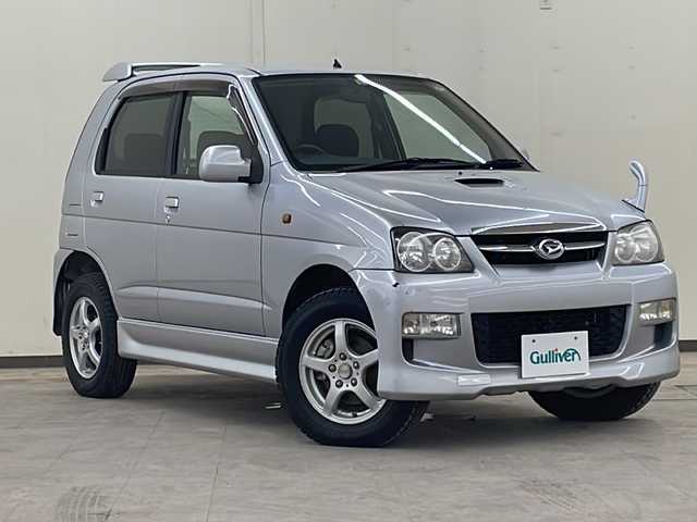 ダイハツ テリオス キッド カスタムL 道央・札幌 2011(平23)年 0.2万km ブライトシルバーメタリック /4WD//純正オーディオ//CD/AM/FM//社外15インチAW//ABS//フォグランプ//リモコンキー//スペアキー//フロアマット//取扱説明書//保証書