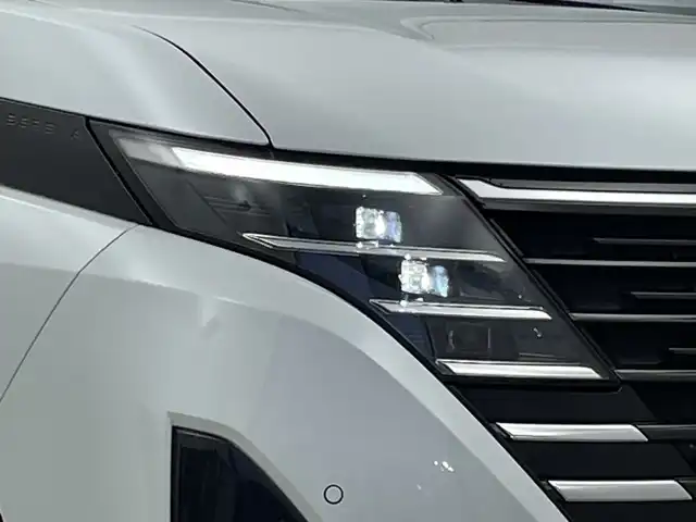 日産 セレナ ハイウェイスター V 新潟県 2023(令5)年 6.1万km プリズムホワイト メーカー純正ナビ/(フルセグ.Bluetooth.HDMI.AppleCarPlay.AndroidAuto)/アラウンドビューモニター/エマージェンシーブレーキ/プロパイロット/レーンキープアシスト/オートマチックハイビーム/ブラインドスポットモニター/標識検知/LEDオートライト/コーナーセンサー/パドルシフト/革巻きステアリング/ステアリングリモコン/Qiおくだけ充電/デジタルインナーミラー/電子制御パーキングブレーキ/ブレーキホールド/ビルトインETC2.0/プッシュスタート/スマートキー