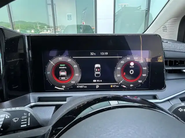 日産 オーラ G レザーエディション 香川県 2022(令4)年 4.8万km 黒 登録時走行距離：47487Kｍ/BOSEプレミアムサウンド/アラウンドビューモニター/プロパイロット/ブラインドスポッドモニター/クルーズコントロール/純正9インチナビ/インテリジェントルームミラー/フルセグテレビ/LEDヘッドライト/ETC/ドライブレコーダー/ワイヤレス充電/Bluetooth/革巻きステアリング/ステアリングリモコン/プッシュスタート/純正フロアマット/禁煙車/バイザー