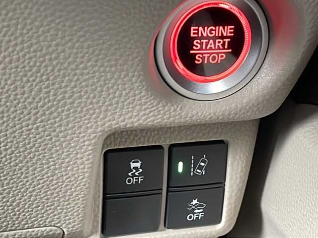 ホンダ Ｎ ＢＯＸ G EX ターボ ホンダセンシング 長野県 2020(令2)年 4.7万km ルナシルバーM ホンダセンシング/ストラーダナビ/バックカメラ/ドライブレコーダー/両側パワースライドドア/シートヒーター /プッシュスタートエンジン/LEDヘッドライト/レーンキープアシスト/スペアキー
