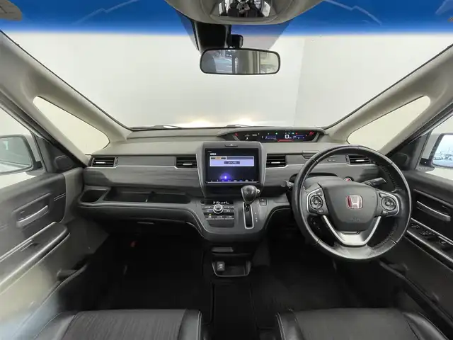 ホンダ フリード G ホンダセンシング 群馬県 2018(平30)年 9.9万km ホワイトオーキッドパール 禁煙車　純正ナビ　バックカメラ　フルセグ　Ｂｌｕｅｔｏｏｔｈ　両側パワースライドドア　クルーズコントロール　衝突軽減システム　車線逸脱警報　ビルトインＥＴＣ　フロントガラス熱線　アイドリングストップ