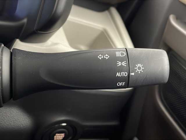 スズキ スペーシア HYBRID G 宮崎県 2023(令5)年 0.9万km 茶 SUZUKI Safety Support/〇デュアルセンサーブレーキサポートII/〇低速時ブレーキサポート（前進・後退）/〇車線逸脱警報機能/〇車線逸脱抑制機能/〇標識認識機能/〇オートマチックハイビーム/〇コーナーセンサー/〇発進お知ら機能/両側スライドドア/LEDヘッドライト/アイドリングストップ/スマートキー×２/純正フロアマット