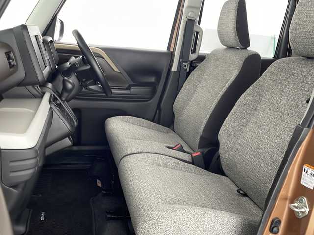 スズキ スペーシア HYBRID G 宮崎県 2023(令5)年 0.9万km 茶 SUZUKI Safety Support/〇デュアルセンサーブレーキサポートII/〇低速時ブレーキサポート（前進・後退）/〇車線逸脱警報機能/〇車線逸脱抑制機能/〇標識認識機能/〇オートマチックハイビーム/〇コーナーセンサー/〇発進お知ら機能/両側スライドドア/LEDヘッドライト/アイドリングストップ/スマートキー×２/純正フロアマット