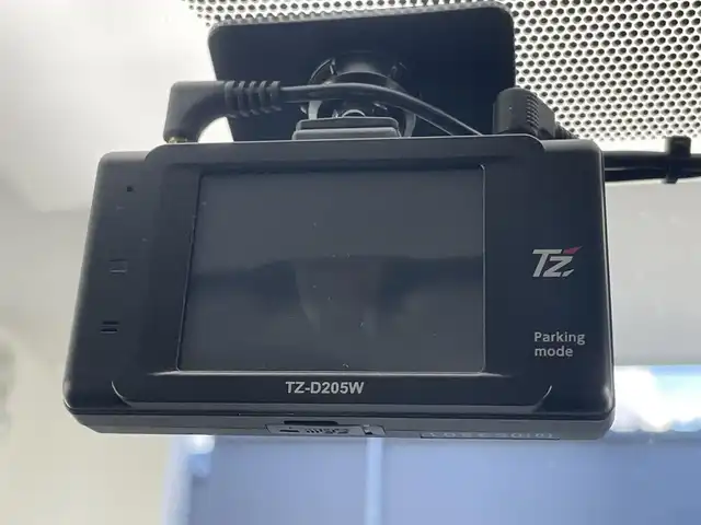 トヨタ アクア Z 愛知県 2022(令4)年 2.6万km プラチナホワイトパールマイカ 純正１０型DA　ＢＳＭ　セーフティセンス　モデリスタエアロ　禁煙　フルセグTV　衝突軽減　ｎａｎｏｅＸ　ステアリングヒーター　黒ハーフレザー　パワーシート　ＬＥＤライト　コーナーセンサー　ドラレコ　ミラキャスト　USB　Bluetooth　シートヒーター　ETC　AC100V電源