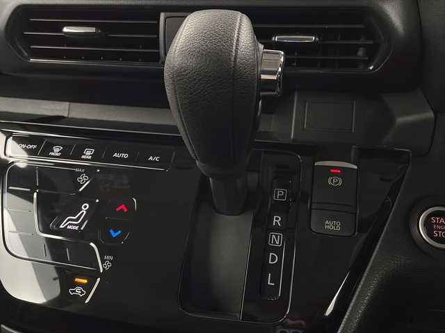 日産 ルークス HWS Gターボ アーバンクロム プロパイロットED 栃木県 2022(令4)年 1.6万km ブラック ワンオーナー/純正メモリナビ/・FM/AM/Bluetooth/・フルセグテレビ/ドライブレコーダー/バックカメラ/全周囲カメラ/衝突軽減ブレーキ/クルーズコントロール/革巻きステアリング/ステアリングリモコン/電動パーキングブレーキ/両側パワースライドドア/前後コーナーセンサー/LEDヘッドライト/オートライト/オートエアコン/スマートキー×2/プッシュスタートボタン/純正15インチアルミホイール/純正フロアマット/取扱説明書/保証書