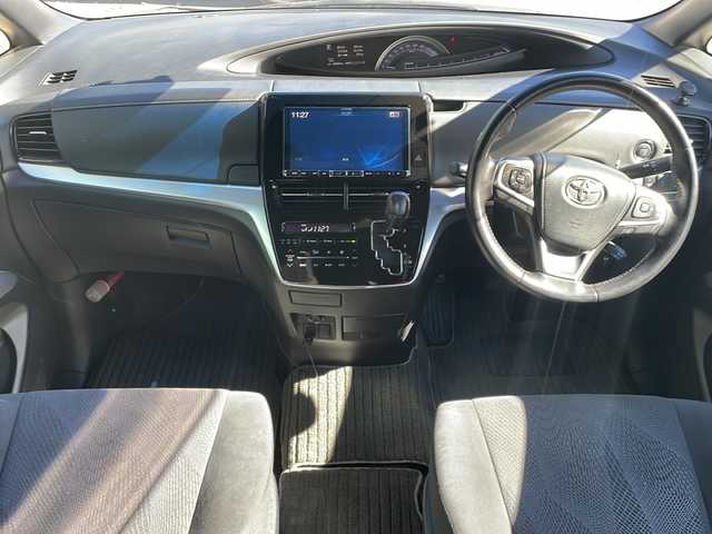 トヨタ エスティマ アエラス 道央・札幌 2016(平28)年 8.4万km ホワイトパールクリスタルシャイン ４WD/アルパイン9型ナビフルセグTV/アルパイン12型後席モニター/バックカメラ/ETC/ドライブレコーダー/両側パワースライドドア/純正18インチアルミ/社外アルミ冬タイヤ積込/スペアキー