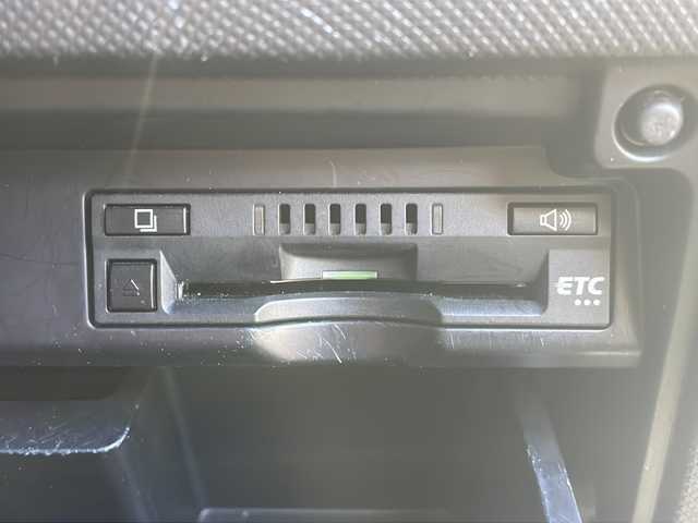 トヨタ エスティマ アエラス 道央・札幌 2016(平28)年 8.4万km ホワイトパールクリスタルシャイン ４WD/アルパイン9型ナビフルセグTV/アルパイン12型後席モニター/バックカメラ/ETC/ドライブレコーダー/両側パワースライドドア/純正18インチアルミ/社外アルミ冬タイヤ積込/スペアキー