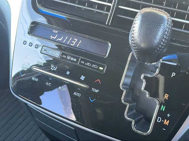 トヨタ エスティマ アエラス 道央・札幌 2016(平28)年 8.4万km ホワイトパールクリスタルシャイン ４WD/アルパイン9型ナビフルセグTV/アルパイン12型後席モニター/バックカメラ/ETC/ドライブレコーダー/両側パワースライドドア/純正18インチアルミ/社外アルミ冬タイヤ積込/スペアキー