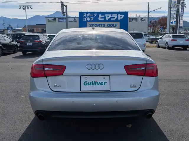 アウディ Ａ６ 2．8 FSI クワトロ 福井県 2014(平26)年 12万km アイスシルバーメタリック ４WD/純正ナビ/AM/FM/フルセグ/BT/CD/DVD/バックカメラ/クルーズコントロール/前後コーナーセンサー/アイドリングストップ/横滑り防止装置/盗難防止装置/前席パワーシート/シートメモリー/前席シートヒーター/ビルトインETC/本革シート/電動トランクリッド/キセノンヘッドライト/Rフォグ/スタッドレスタイヤ積込/スマートキー