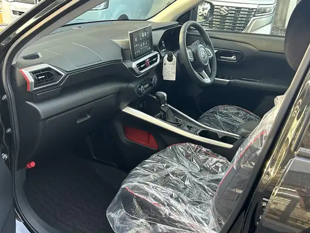 トヨタ ライズ Z 静岡県 2025(令7)年 0.1千km ブラックマイカメタリック 純正ディスプレイオーディオ/フルセグ/BT/バックカメラ/プリクラッシュセーフティ/レーンキープアシスト/ブラインドスポットモニター/前後コーナーセンサー/ステアリングスイッチ/LEDライト/LEDフォグ/前席シートヒーター/純正フロアマット/純正ドアバイザー/スマートキー×2/保証書/取扱説明書/オーディオ取扱説明書