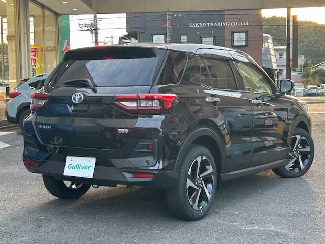 トヨタ ライズ Z 静岡県 2025(令7)年 0.1千km ブラックマイカメタリック 純正ディスプレイオーディオ/フルセグ/BT/バックカメラ/プリクラッシュセーフティ/レーンキープアシスト/ブラインドスポットモニター/前後コーナーセンサー/ステアリングスイッチ/LEDライト/LEDフォグ/前席シートヒーター/純正フロアマット/純正ドアバイザー/スマートキー×2/保証書/取扱説明書/オーディオ取扱説明書