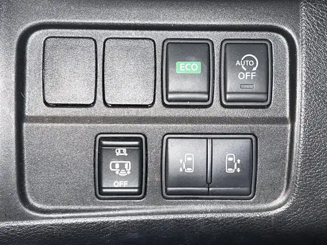 日産 セレナ ハイウェイスター プロパイロットED 島根県 2017(平29)年 4.3万km ブリリアントホワイトパール 登録時走行距離 42896Km/保証書/取扱説明書/社外SDナビ（Pioneer）/フルセグTV/プロパイロット/追従型クルーズコントロール/8人乗り/両側パワースライドドア/バックカメラ/LEDヘッドライト/ウィンカーミラー/電動格納ミラー/アイドリングストップ/プッシュスタート/スマートキー/フォグライト/ETC/16インチ純正アルミホイール