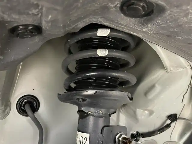 スズキ スペーシア HYBRID X 岡山県 2023(令5)年 1.6万km オフブルーメタリック/ソフトベージュメタリック 純正９インチナビ/【Bluetooth/フルセグTV/Carplay/USB接続】/全方位モニター/前席シートヒーター/両側パワースライドドア/衝突軽減ブレーキ/追従型クルーズコントロール/ビルトインＥＴＣ２．０/ＬＥＤヘッドライト/オートハイビーム/コーナーセンサー（前後）/社外ドライブレコーダー（前）/ドアバイザー/リアサーキュレーター/純正フロアマット/スマートキー×2/新車保証書/取扱説明書