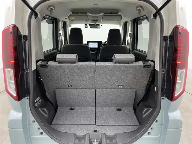 スズキ スペーシア HYBRID X 岡山県 2023(令5)年 1.6万km オフブルーメタリック/ソフトベージュメタリック 純正９インチナビ/【Bluetooth/フルセグTV/Carplay/USB接続】/全方位モニター/前席シートヒーター/両側パワースライドドア/衝突軽減ブレーキ/追従型クルーズコントロール/ビルトインＥＴＣ２．０/ＬＥＤヘッドライト/オートハイビーム/コーナーセンサー（前後）/社外ドライブレコーダー（前）/ドアバイザー/リアサーキュレーター/純正フロアマット/スマートキー×2/新車保証書/取扱説明書