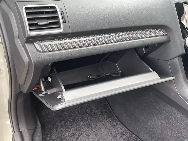 スバル インプレッサ ＸＶ 2．0i－L アイサイト ポップ 宮崎県 2015(平27)年 3.7万km デザートカーキ アイサイトVer.3/サンルーフ/SDナビ【AVIC-RZ09】/・ラジオ/CD/DVD/BT/フルセグTV/バックカメラ/ETC/レーダークルーズコントロール/アイドリングストップ/パドルシフト/プッシュスタート/スマートキー/スペアキー/革巻きステアリングホイール/純正フロアマット/純正17AW/HIDヘッドライト/フォグランプ/オートライトDVDナビ