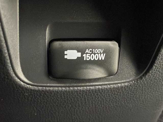 トヨタ ノア ハイブリッド S－Z 茨城県 2022(令4)年 3.2万km アティチュードブラックマイカ 純正ナビ/フルセグ視聴可能/Bluetooth接続/ETC2.0/100V充電/バックカメラ/ハーフレザーシート/シートヒーター（D＋N席）/デジタルインナーミラー/タイプC端子/HDMI端子