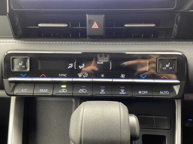 トヨタ ノア ハイブリッド S－Z 茨城県 2022(令4)年 3.2万km アティチュードブラックマイカ 純正ナビ/フルセグ視聴可能/Bluetooth接続/ETC2.0/100V充電/バックカメラ/ハーフレザーシート/シートヒーター（D＋N席）/デジタルインナーミラー/タイプC端子/HDMI端子