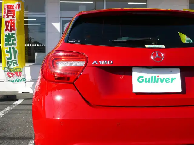メルセデス・ベンツ Ａ１８０ 静岡県 2013(平25)年 6.5万km ジュピターレッド 純正メーカーナビ/バックカメラ/Bluetooth/DVD再生/テレビ/ハーフレザーシート/パドルシフト/オートライト/キセノンライト/ステアリングスイッチ/前後コーナーセンサー/レーダークルーズコントロール/ブラインドスポットモニター/衝突軽減ブレーキ/テンションアシスト/電子パーキング/スペアキー/ETC/新車保証書/取扱説明書