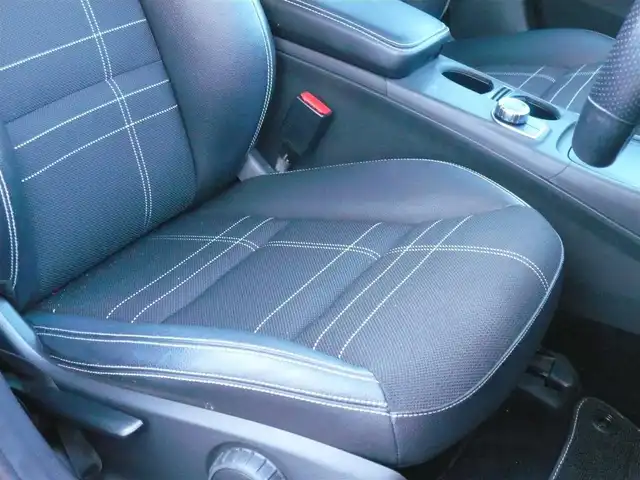 メルセデス・ベンツ Ａ１８０ 静岡県 2013(平25)年 6.5万km ジュピターレッド 純正メーカーナビ/バックカメラ/Bluetooth/DVD再生/テレビ/ハーフレザーシート/パドルシフト/オートライト/キセノンライト/ステアリングスイッチ/前後コーナーセンサー/レーダークルーズコントロール/ブラインドスポットモニター/衝突軽減ブレーキ/テンションアシスト/電子パーキング/スペアキー/ETC/新車保証書/取扱説明書