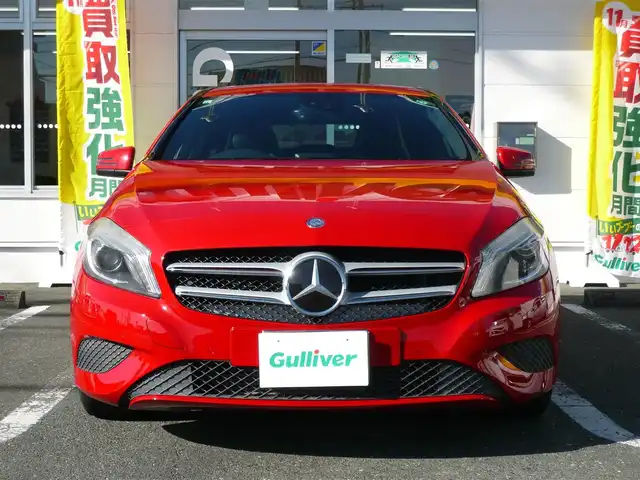 メルセデス・ベンツ Ａ１８０ 静岡県 2013(平25)年 6.5万km ジュピターレッド 純正メーカーナビ/バックカメラ/Bluetooth/DVD再生/テレビ/ハーフレザーシート/パドルシフト/オートライト/キセノンライト/ステアリングスイッチ/前後コーナーセンサー/レーダークルーズコントロール/ブラインドスポットモニター/衝突軽減ブレーキ/テンションアシスト/電子パーキング/スペアキー/ETC/新車保証書/取扱説明書