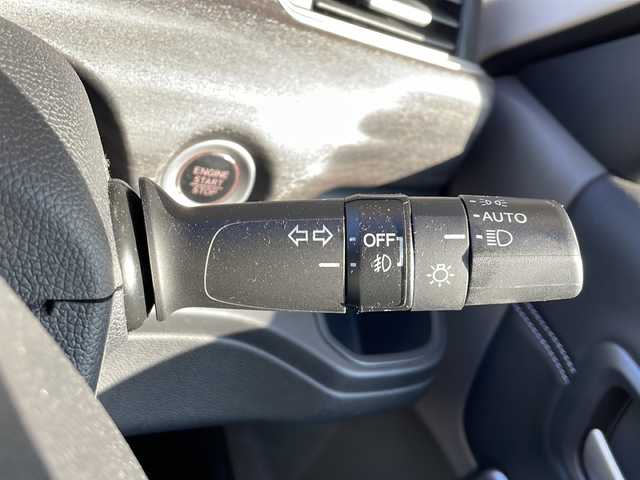 ホンダ フリード G ホンダセンシング 静岡県 2017(平29)年 4.1万km 青 ホンダセンシング/衝突軽減ブレーキ/レーダークルーズコントロール/レーンキープアシスト/ロードサインアシスト/純正ディーラーナビ/フルセグTV/CD/DVD/Bluetooth/ラジオ/主要装備/両側パワースライドドア/バックカメラ/ETC/ステアリングリモコン/ドライブレコーダー/ハーフレザーシート/オートライト/プッシュスタート/スマートキー