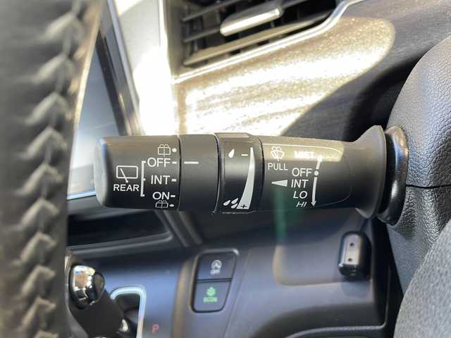 ホンダ フリード G ホンダセンシング 静岡県 2017(平29)年 4.1万km 青 ホンダセンシング/衝突軽減ブレーキ/レーダークルーズコントロール/レーンキープアシスト/ロードサインアシスト/純正ディーラーナビ/フルセグTV/CD/DVD/Bluetooth/ラジオ/主要装備/両側パワースライドドア/バックカメラ/ETC/ステアリングリモコン/ドライブレコーダー/ハーフレザーシート/オートライト/プッシュスタート/スマートキー