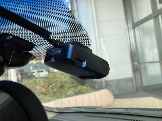 ホンダ フリード G ホンダセンシング 静岡県 2017(平29)年 4.1万km 青 ホンダセンシング/衝突軽減ブレーキ/レーダークルーズコントロール/レーンキープアシスト/ロードサインアシスト/純正ディーラーナビ/フルセグTV/CD/DVD/Bluetooth/ラジオ/主要装備/両側パワースライドドア/バックカメラ/ETC/ステアリングリモコン/ドライブレコーダー/ハーフレザーシート/オートライト/プッシュスタート/スマートキー