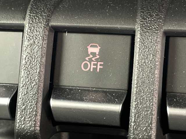 スズキ ジムニー シエラ JC 群馬県 2024(令6)年 0.2万km ブルーイッシュブラックパール3 ４WD　７型ナビ　衝突被害軽減システム　クリアランスソナー　ダウンヒルアシスト　クルーズコントロール　ＥＴＣ２．０　シートヒーター　ステアリングスイッチ　プッシュスタート　LED　オートライト　禁煙